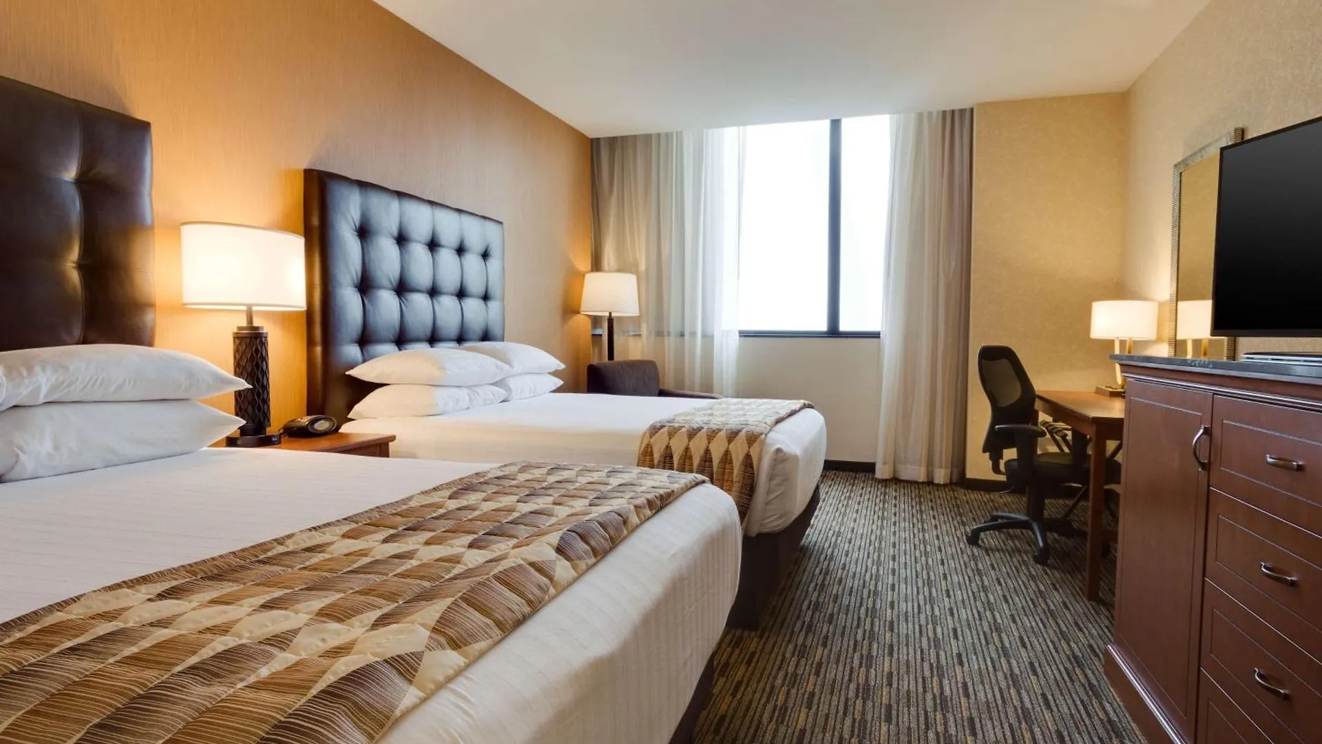 Drury Plaza St. Louis At The Arch Hotel